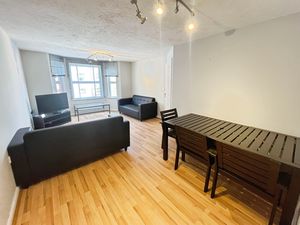Lounge dining area- click for photo gallery